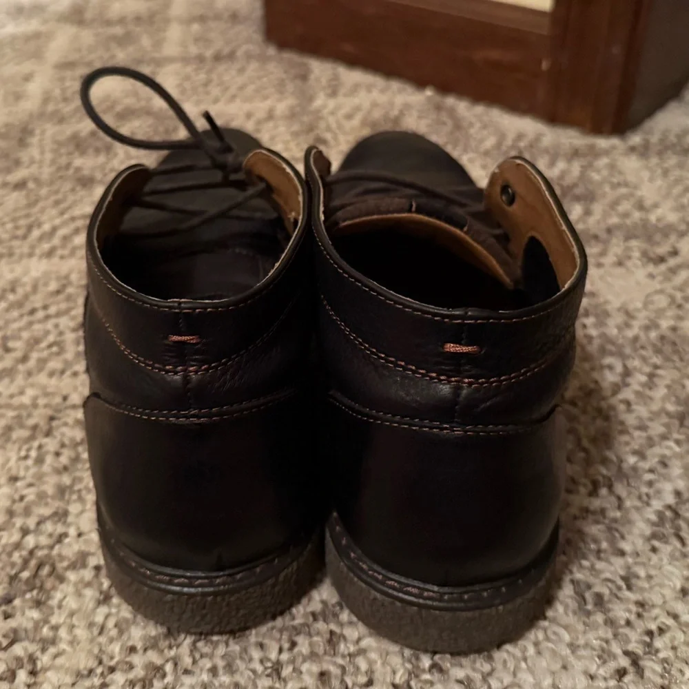Johnston & Murphy Black Brown Leather Chukka Boots